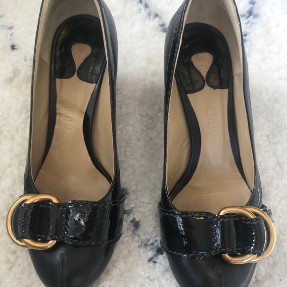 ⚡️⚡️⚡️ SALE!!!  Chloė leather pumps with gold buckle, size 6 (36) - Picture 2 of 7